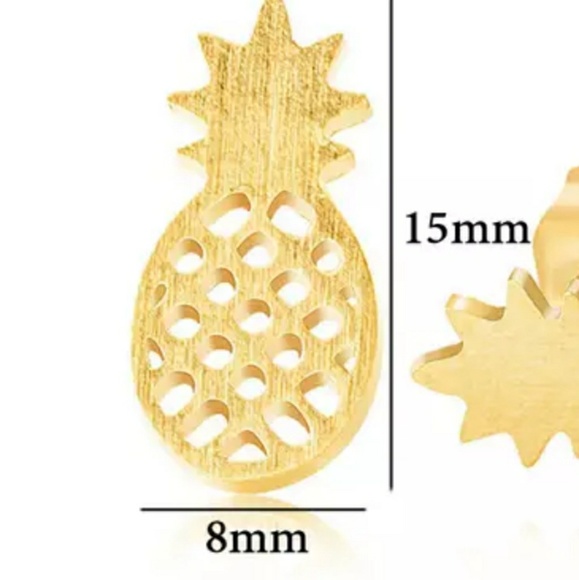 Gold Tone Cut Out Pineapple Stud Earrings ear ring - Picture 3 of 3